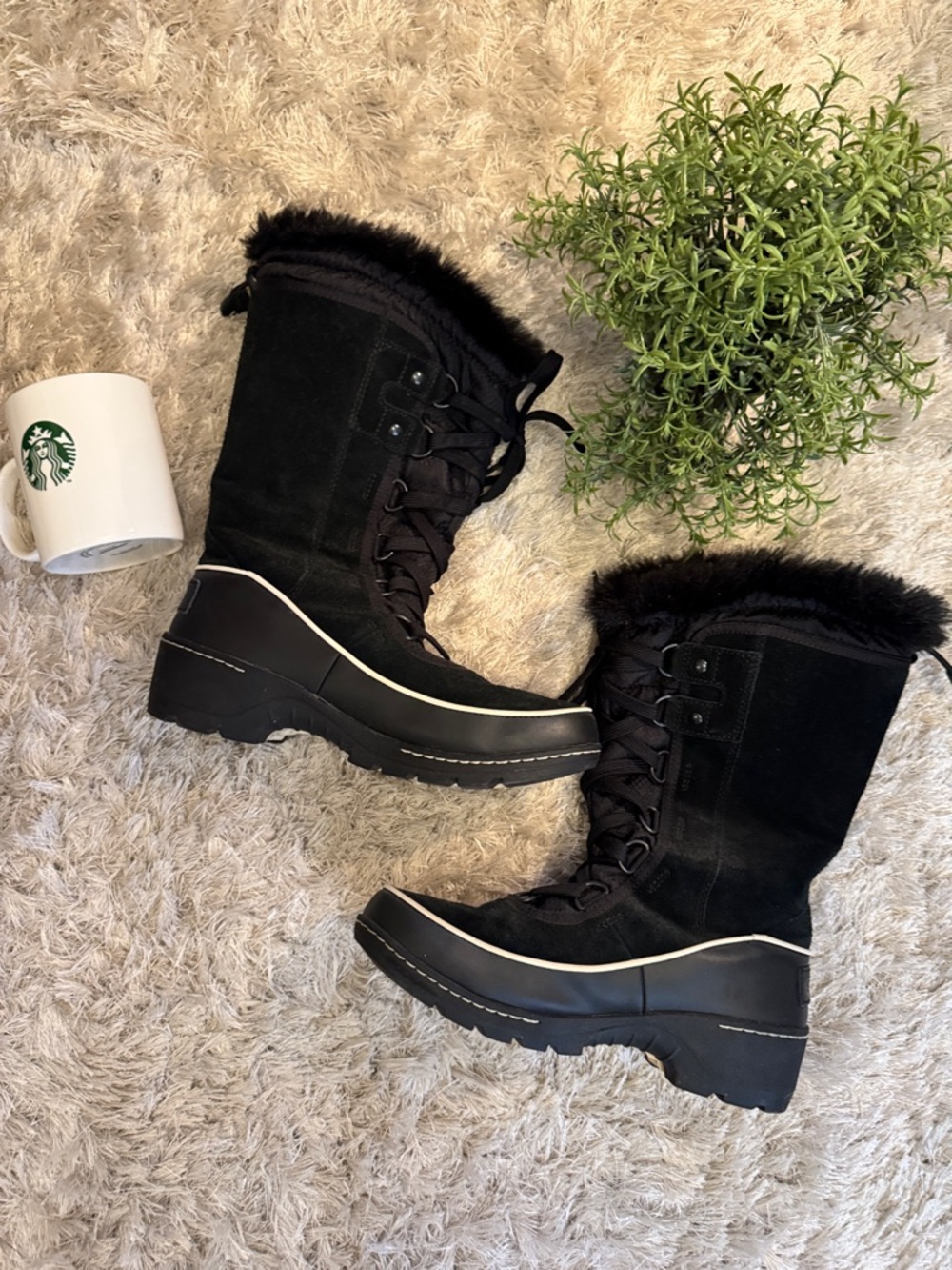 EUC Sorel Tivoli High Waterproof Black Faux-Fur Lined Winter Tie-Up Boots 7.5